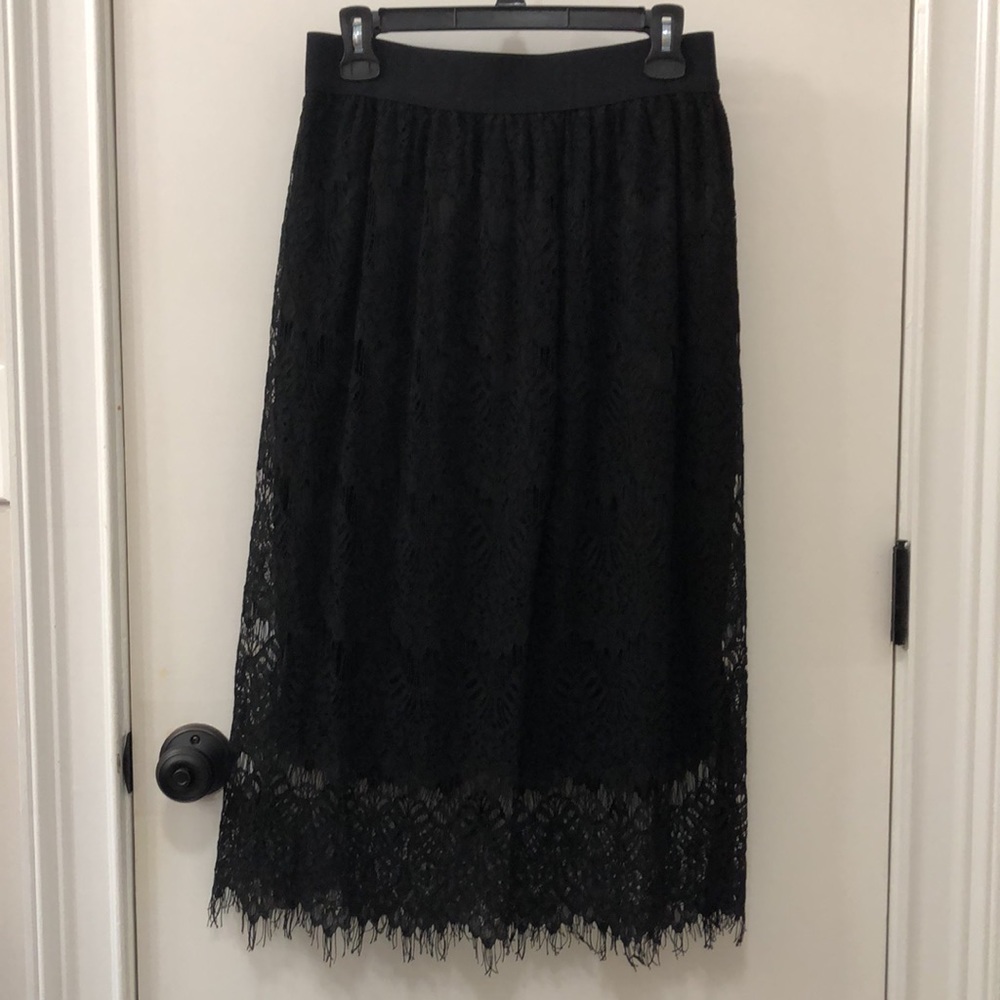 Studio West Apparel lace midi length skirt Size M